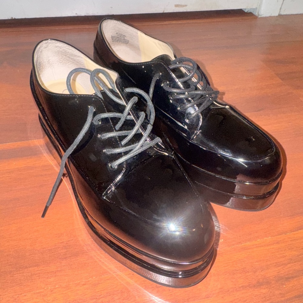 Jessica Simpson Patent platform Oxford shoes